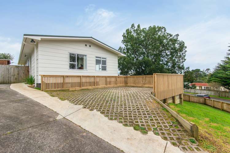 30 Taurus Crescent Beach Haven_14
