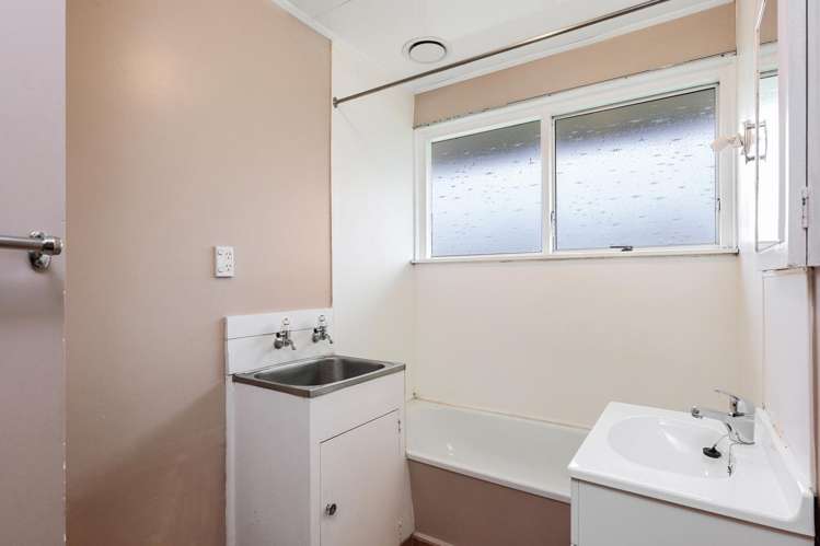 1/23 Keswick Street Woolston_8