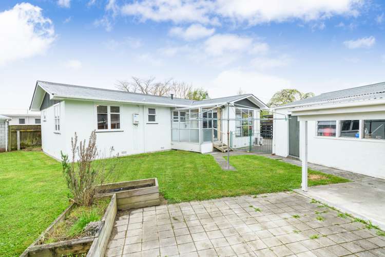 30 Mokau Place Terrace End_25