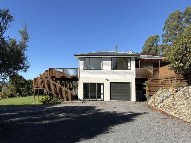 Spacious rural home with beautiful view
