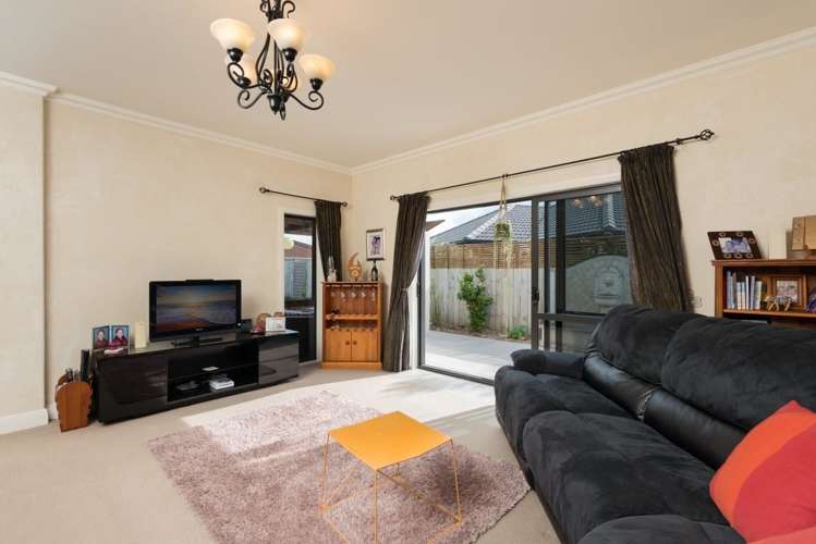 14 The Glade Papamoa_12