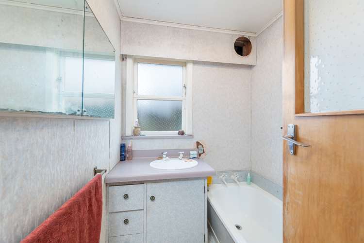 100 Hair Street Wainuiomata_8