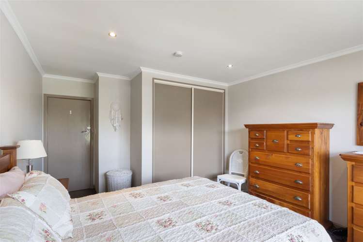 98 Willryan Avenue New Brighton_12