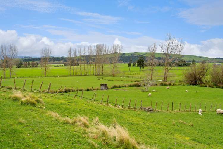 251 Ahiaruhe Road Carterton_16