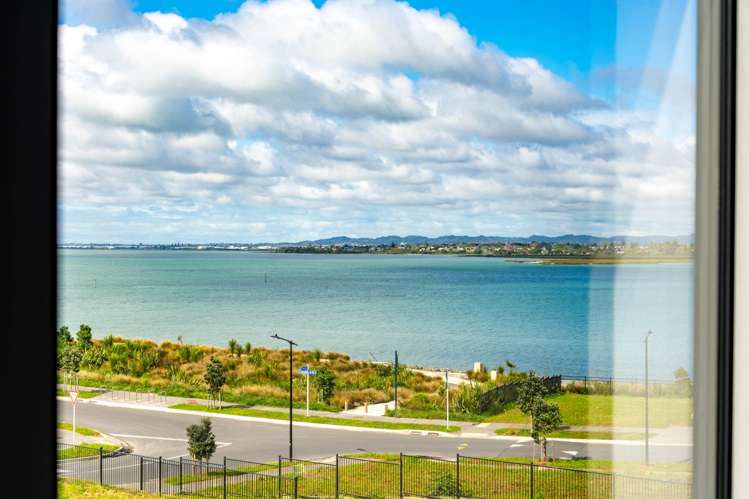 10 Wavecrest Lane Hobsonville_10