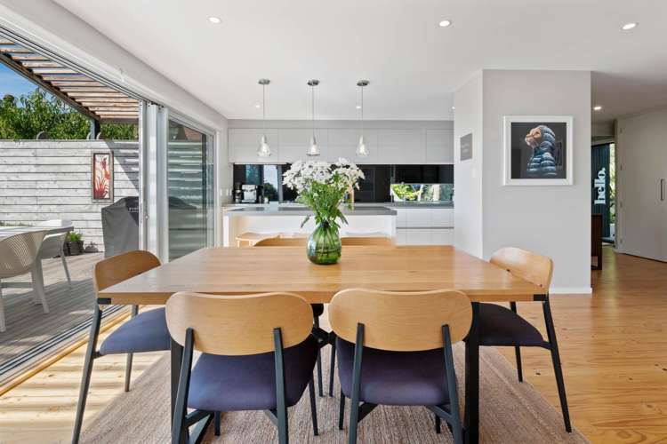 681 East Coast Road Browns Bay_6