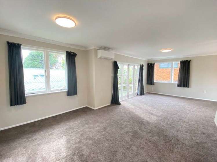 16A Bristol Avenue Brookfield_3