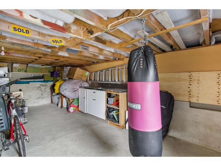 42 Lindsay Street Marchwiel_17