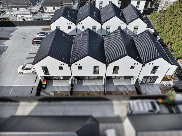 7/504 Armagh Street Linwood_1
