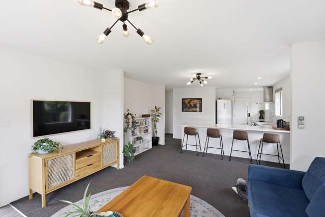 2/17b Prestons Road Redwood_2