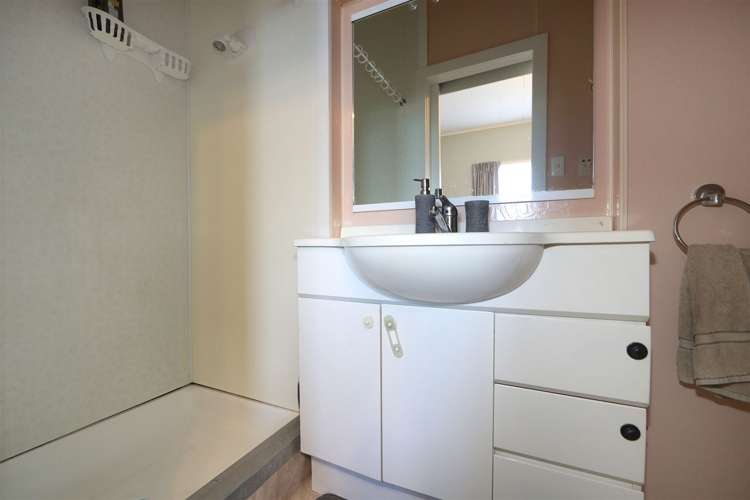 609 Ellison Road Parkvale_11