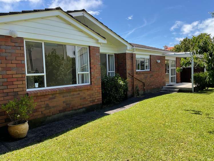 2/15 Milford Road Milford_2