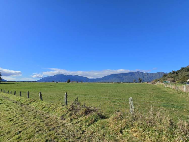 18 and 22 Harihari Township Road Harihari_18