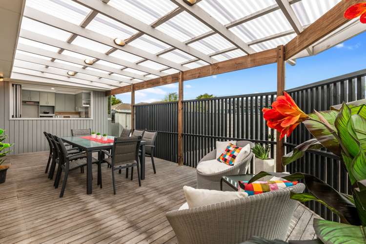 14 Vine Avenue_0