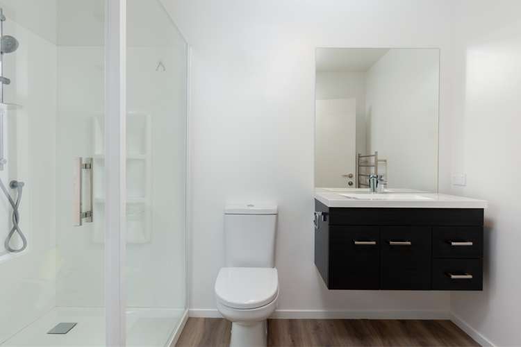 29 Corsair Crescent Burleigh_10