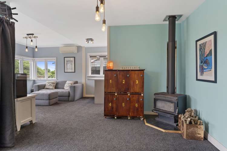 74 Mana Esplanade Paremata_7