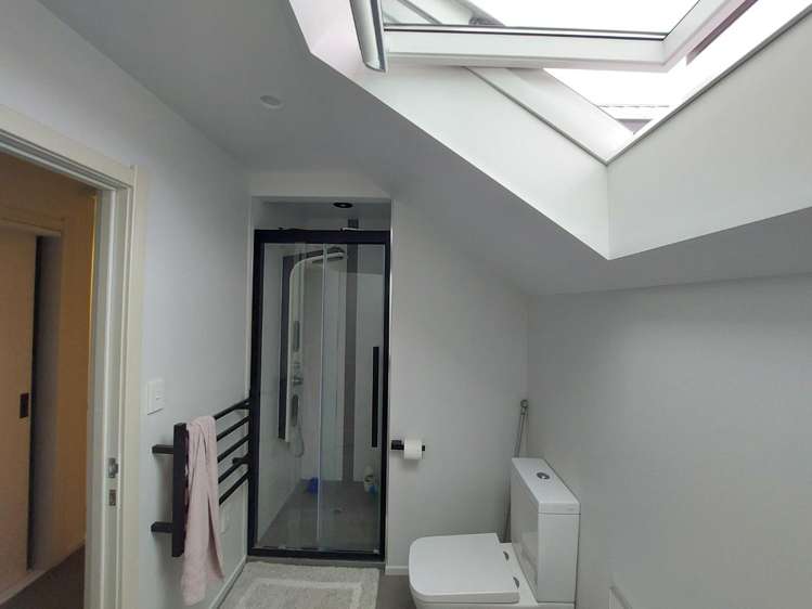 3/24 Lyon Street 1067_8