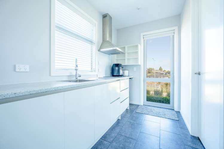 28 Meadowstone Street Gleniti_14