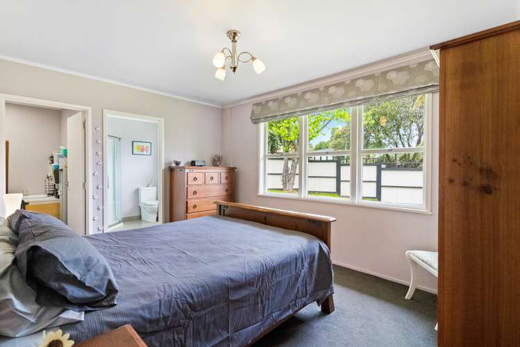 38 Mack Place Red Hill_17