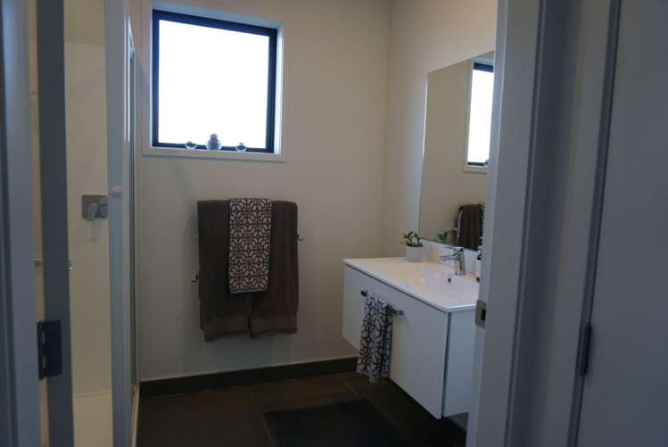 8 Saltmarsh Road Hobsonville_10