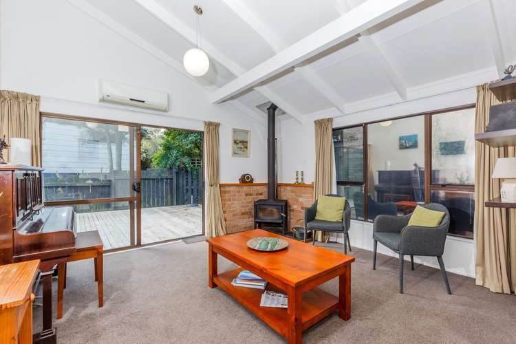 1/96a Verbena Road Birkdale_5