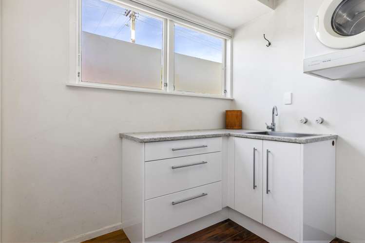 74 Taharepa Road Hilltop_14