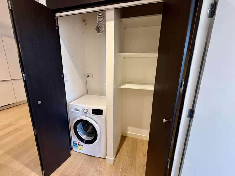 202/17 St Benedicts Street 10021_10