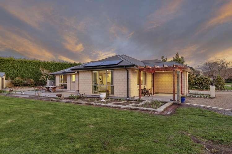 469 Ridge Road Motukarara_15