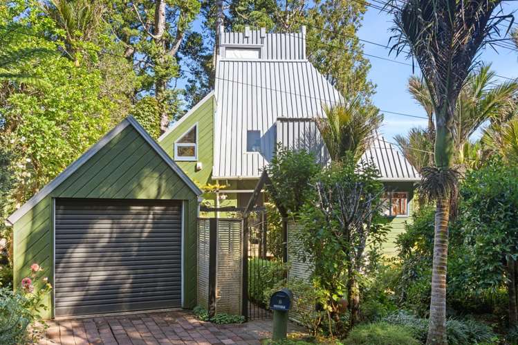 8 Valley View Road Titirangi_20