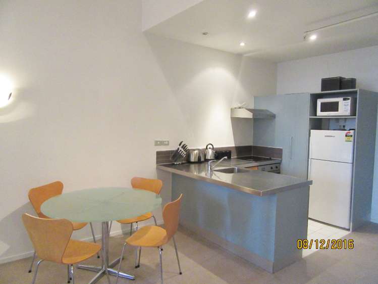 3g/99 Anzac Ave City Centre_1