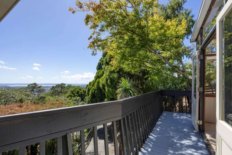 82 Scenic Drive Titirangi_19