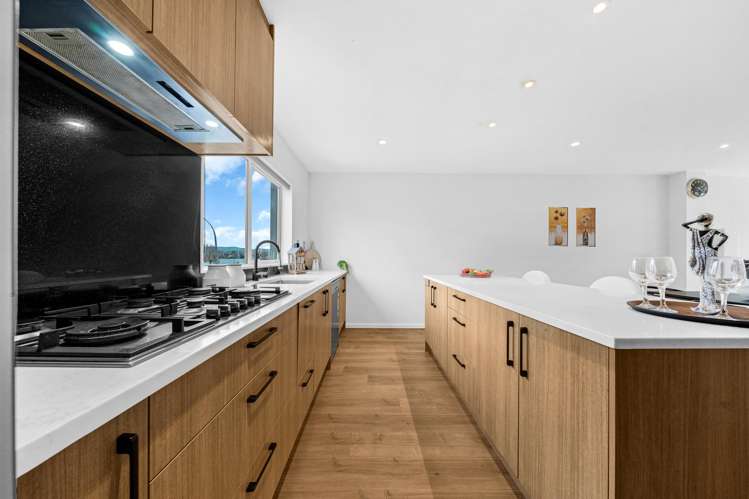 21 Meritage Lane Te Atatu South_11
