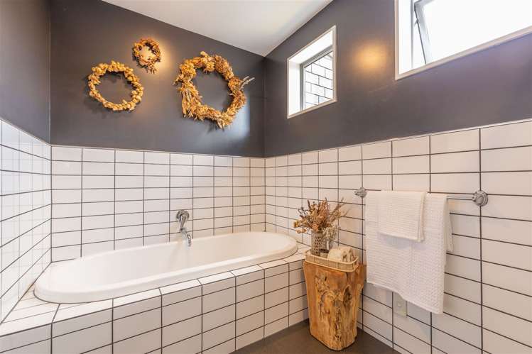 14 Riverwood Boulevard Redwood_20