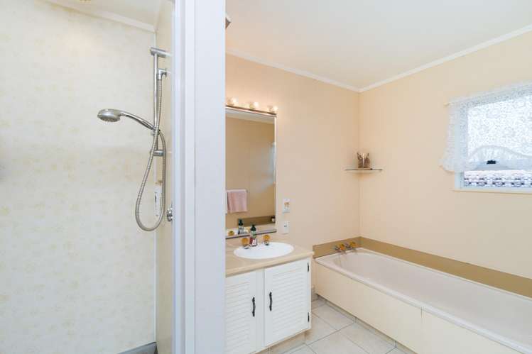 54 Pencarrow Street Highbury_31