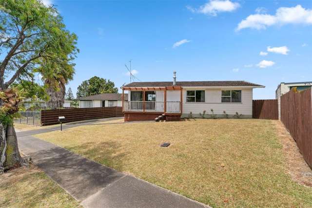 3 Bedroom Family Home with Large Fully Fenced Section in Manurewa