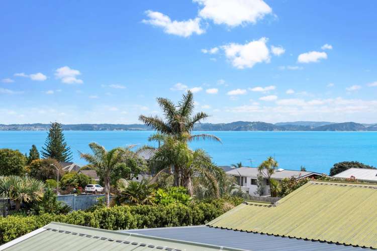 31b Pacific Parade Army Bay_8