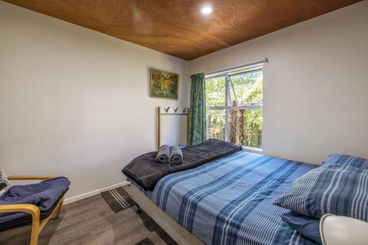 16 Te Makiri Road Onetangi_8