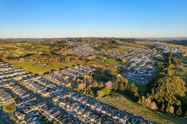 20 Ngaki Street Flat Bush_52