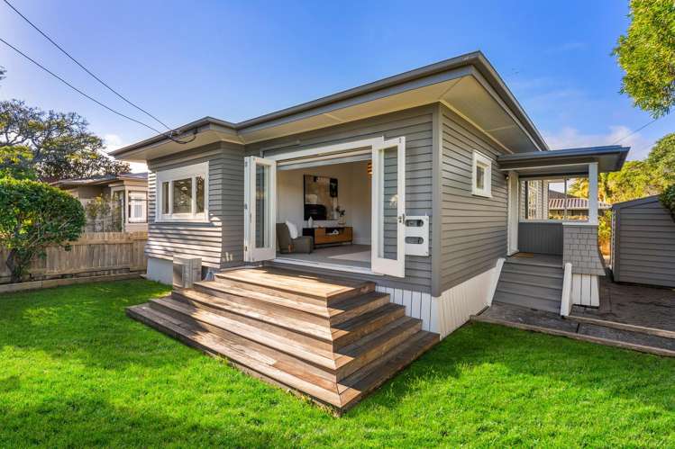 85 Kiwi Road Point Chevalier_22