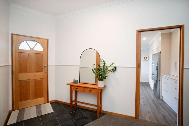 8 Perth Place Awapuni_5