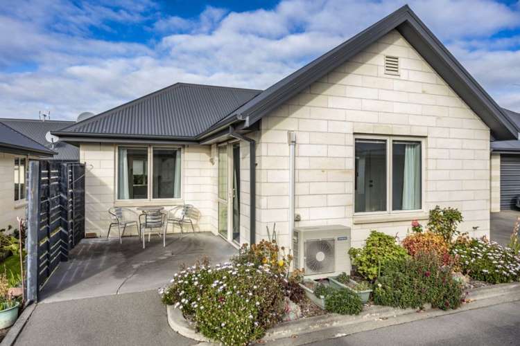 2/24 Victoria Street Rangiora_11