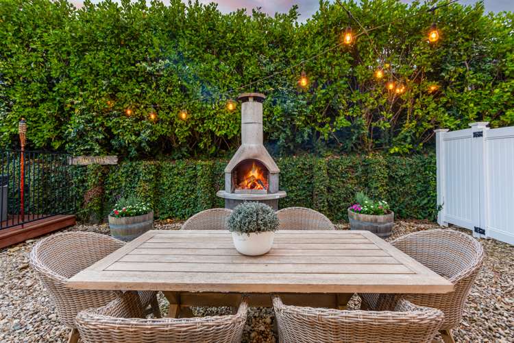 2 Tirohanga Crescent Stanmore Bay_3