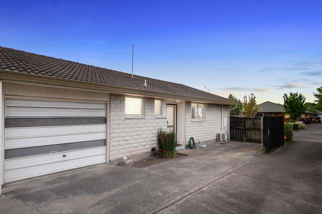 1/15 Peverel Street Riccarton_4