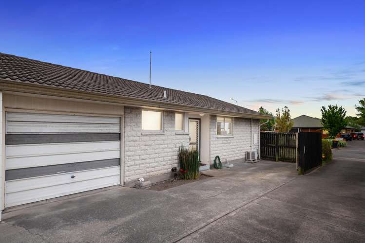 1/15 Peverel Street Riccarton_4