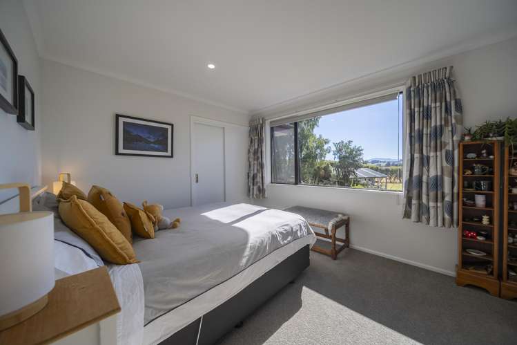 423A Te Anau Mossburn Highway Te Anau_20