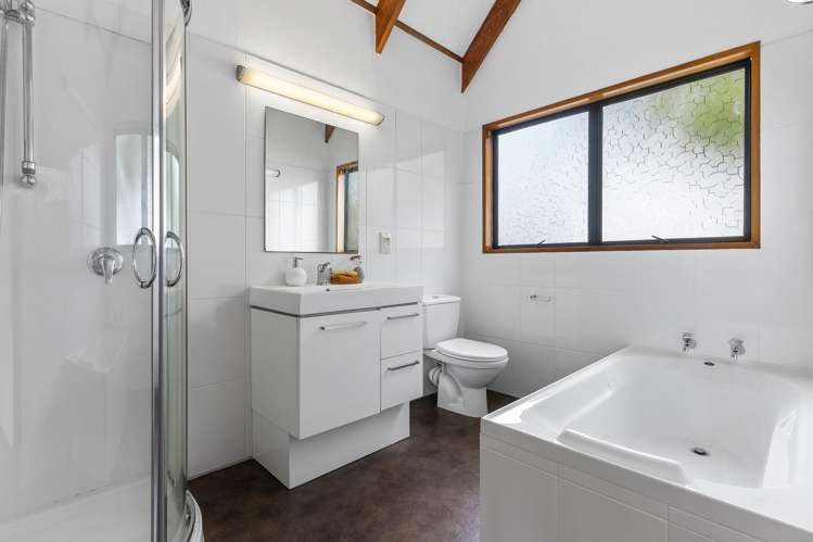 1/3 Lynngate Place Hillcrest_18