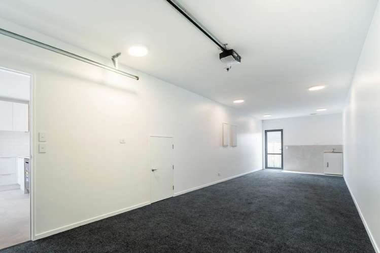 51 Nga Pona Toru Road Flat Bush_17
