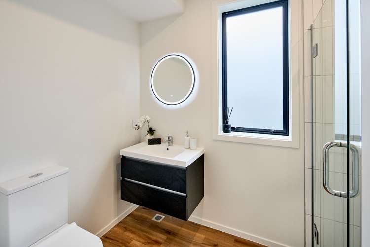 8/39 Nelson Street Petone_15