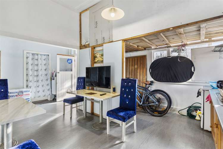 41 Mount Smart Road Onehunga_11