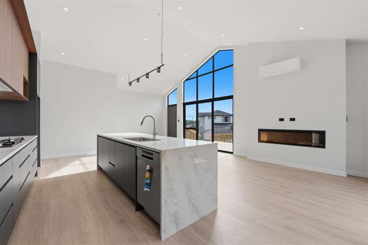 8 Whale Bay Rise Gulf Harbour_8